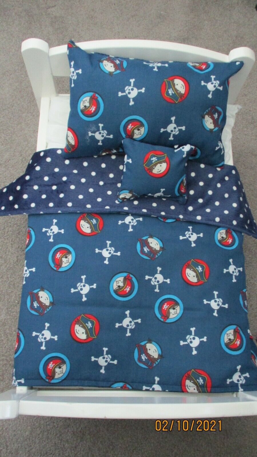 Dolls Cot or Pram bedding