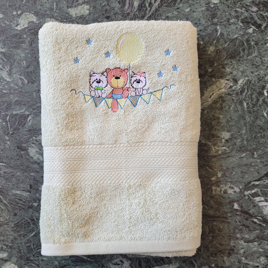 Embroidered Bath Towels for Kids and Babies - Lot 2