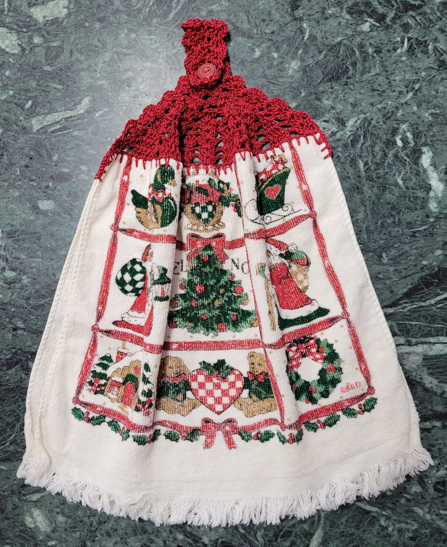 Christmas hand towels 2024