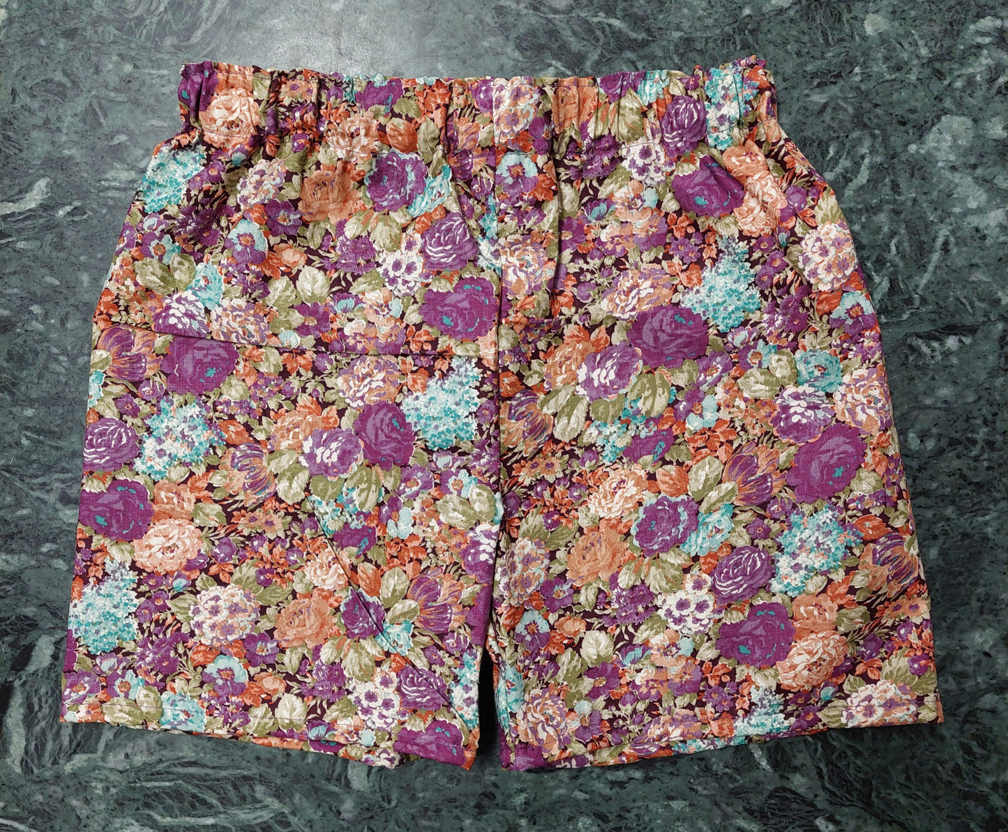 Shorts - Size 8