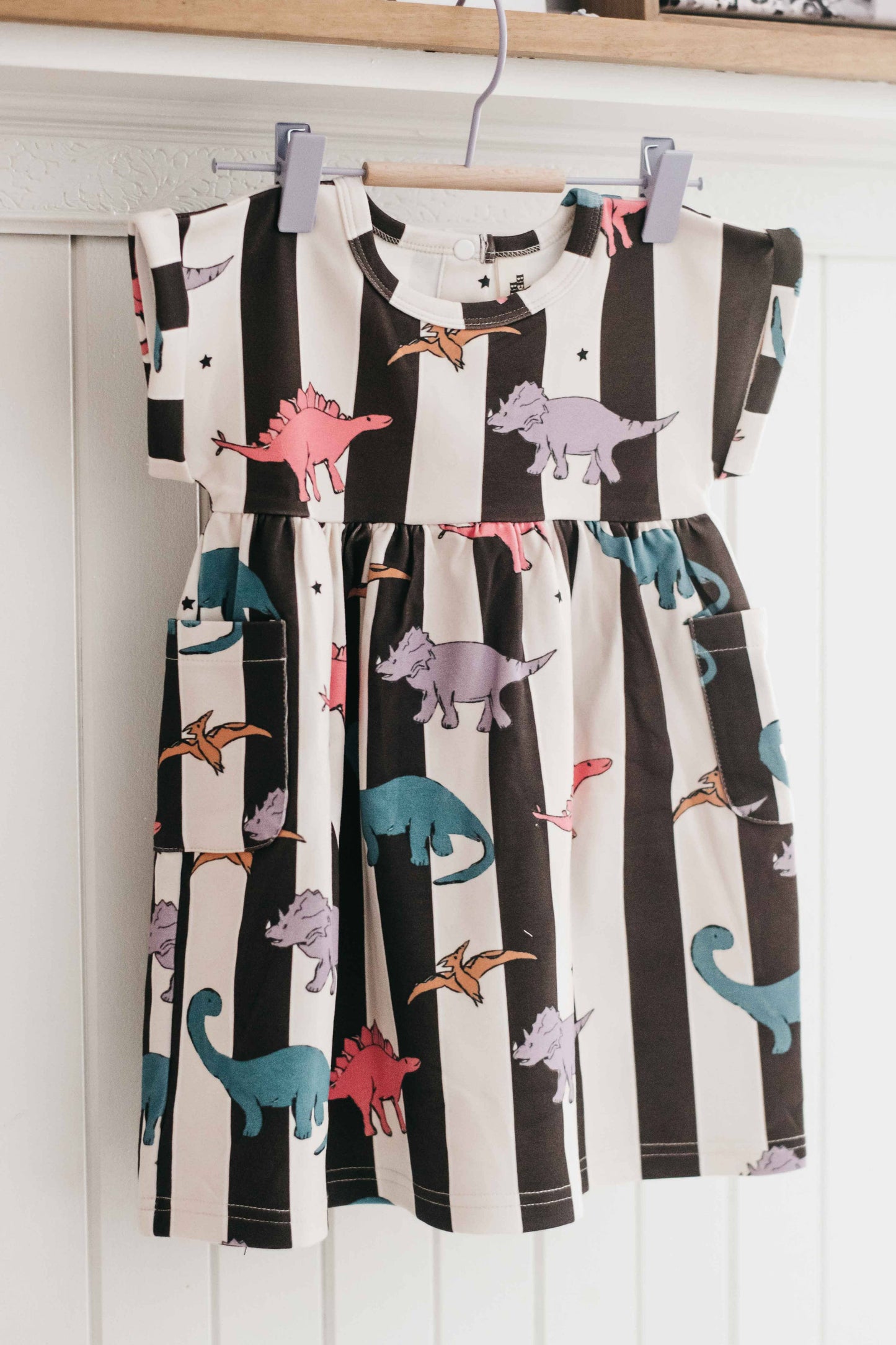Dress - Adasaurus: size 1