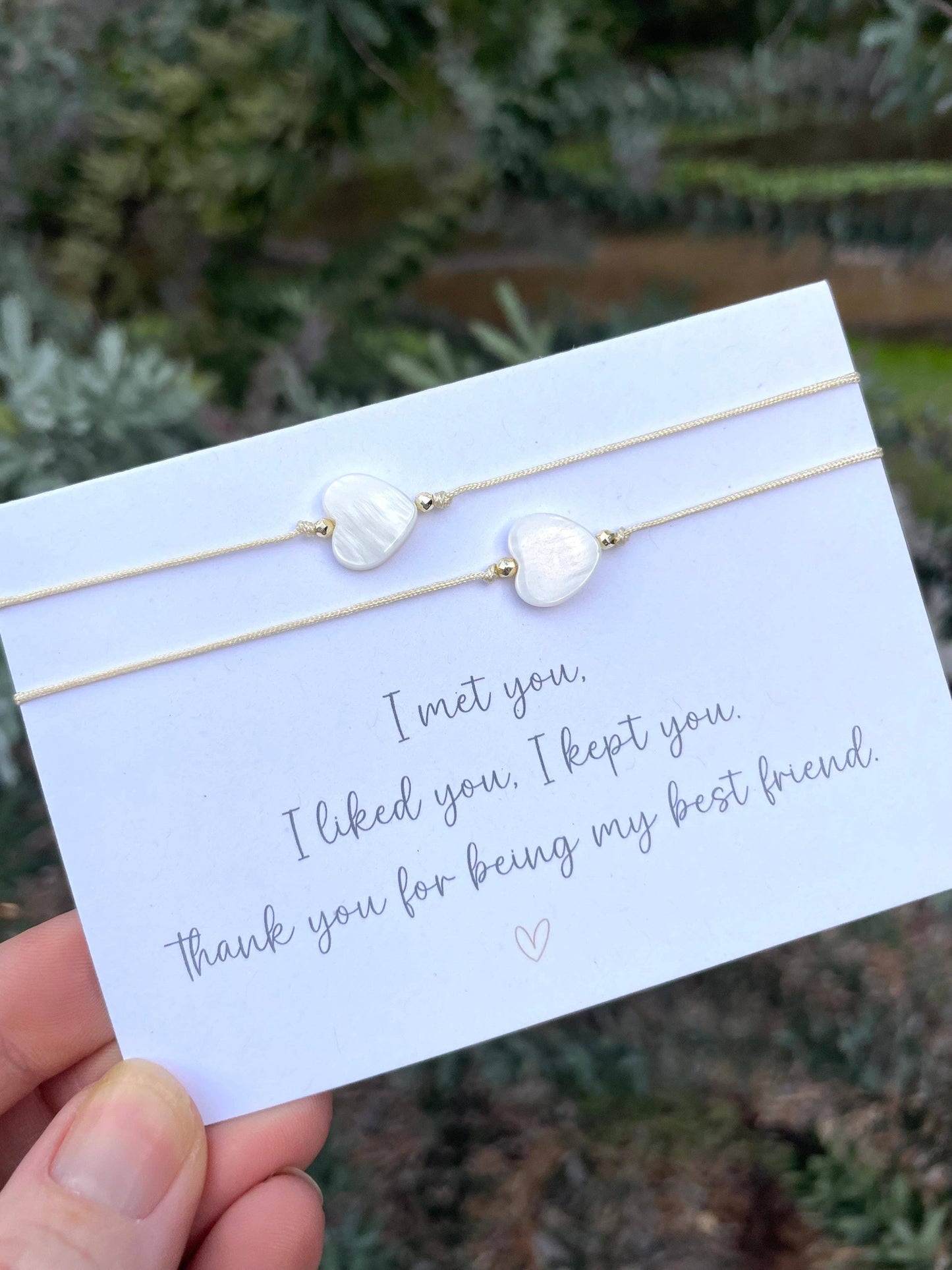 Best Friend Friendship Bracelet Card: String of pearls