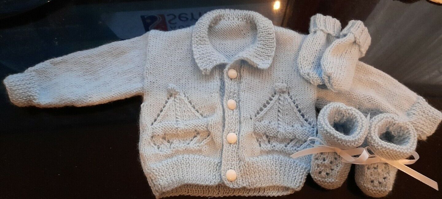 3 pce knitted baby set