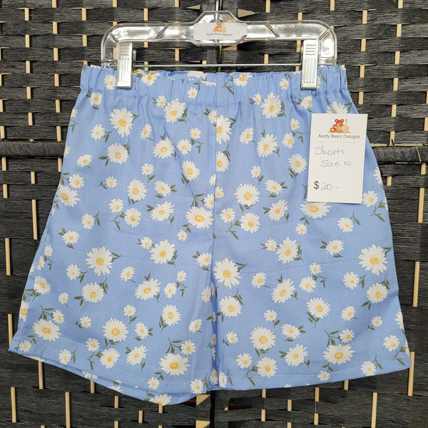 Shorts - Size 10