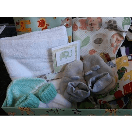 Baby Gift Box - Neutral - Aunty Beas Designs